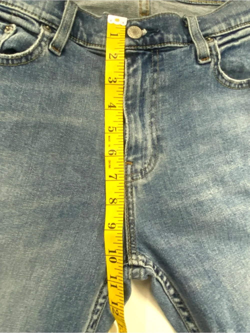 Hollister Men’s Slim Straight Epic Flex size 33X34 Jeans Medium Was Stretch